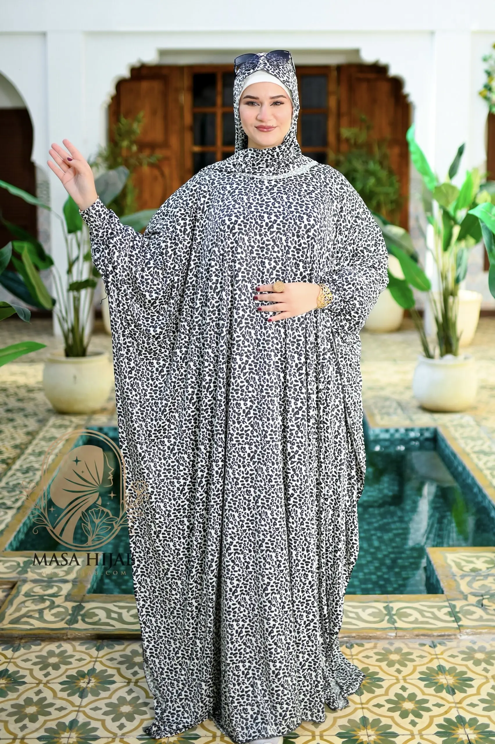 اسدال زبده منقوش ابيض - الصورة 3